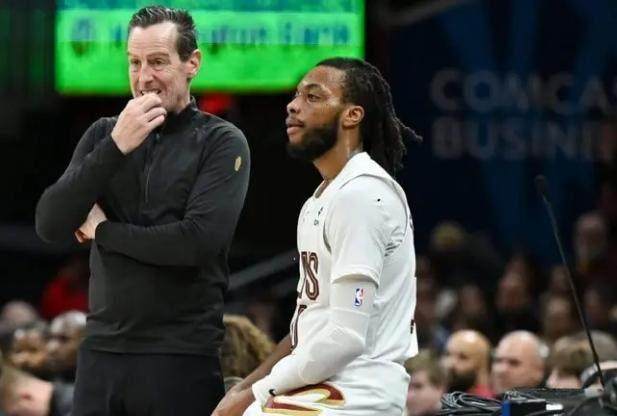 【早报】克制！马刺三杀雷霆！