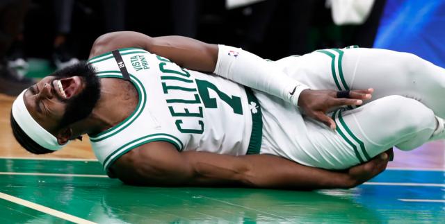 名记曝布朗半月板部分撕裂 坚持带伤作战或需手术