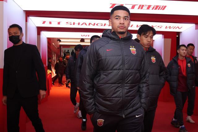 开云-超级杯新败后海港残阵东征 两将停赛蒋光太恐缺阵