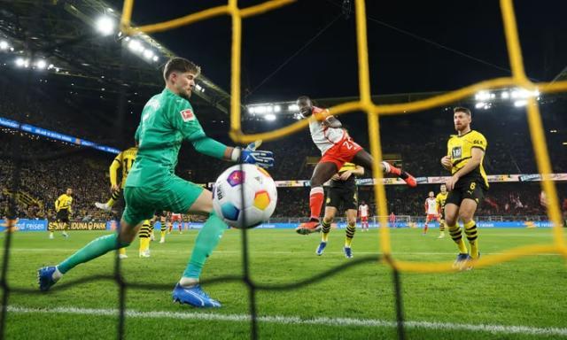 战术幼稚全面溃败 多特对拜仁的悬念只存在于赛前