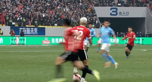 开云APP-成都外援萨尔达尼亚回归日乙 曾两度挑衅中超对手