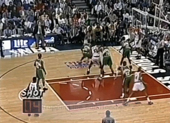 开云在线-时代先驱：巨人时代的另类内线 坎普是原始字母哥