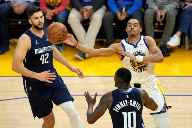 kaiyun-勇士兼顾未来策略终获回报 库里休息普尔顶上！