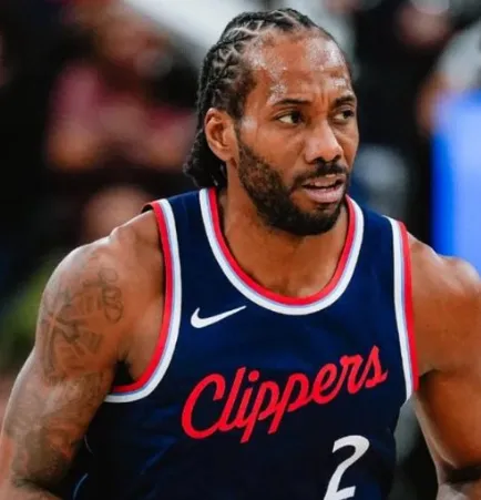 开云注册入口-本赛季15场比赛场均30+且命中率50/40/90%的球员：小卡、SGA