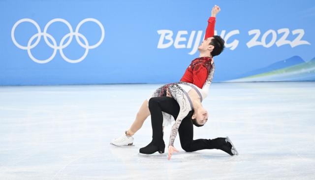 十二年的等待！隋文静/韩聪摘得花滑双人滑金牌