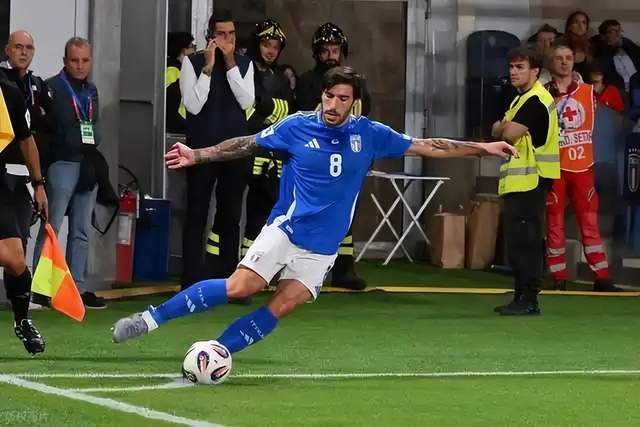 补时绝杀！托纳利力挽狂澜拯救意大利 在偶像主帅面前证明自己