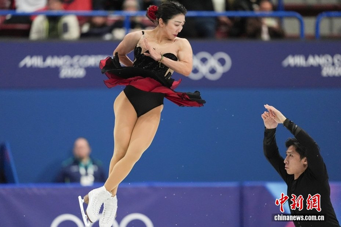 开云注册入口-（米兰冬奥会）花样滑冰团体赛：隋文静/韩聪出战双人滑短节目|AC米兰|米兰冬奥会花样滑冰团体赛|滑冰馆|双人滑短节目比赛|米兰滑冰馆_新浪体育_新浪新闻