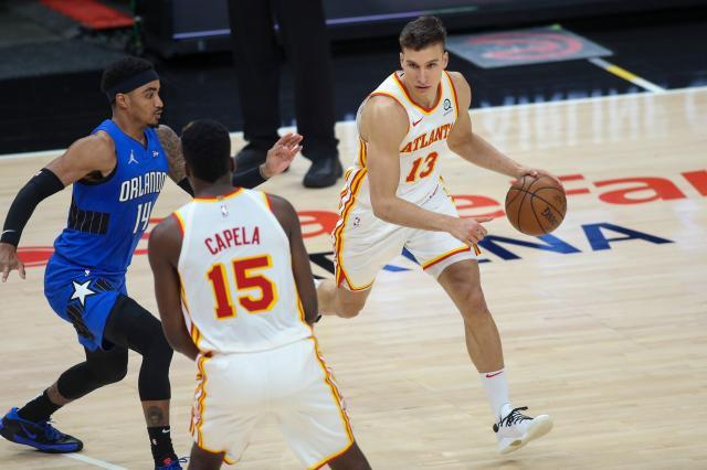 友情超越比赛！他们是老鹰阵中的一对特别战友