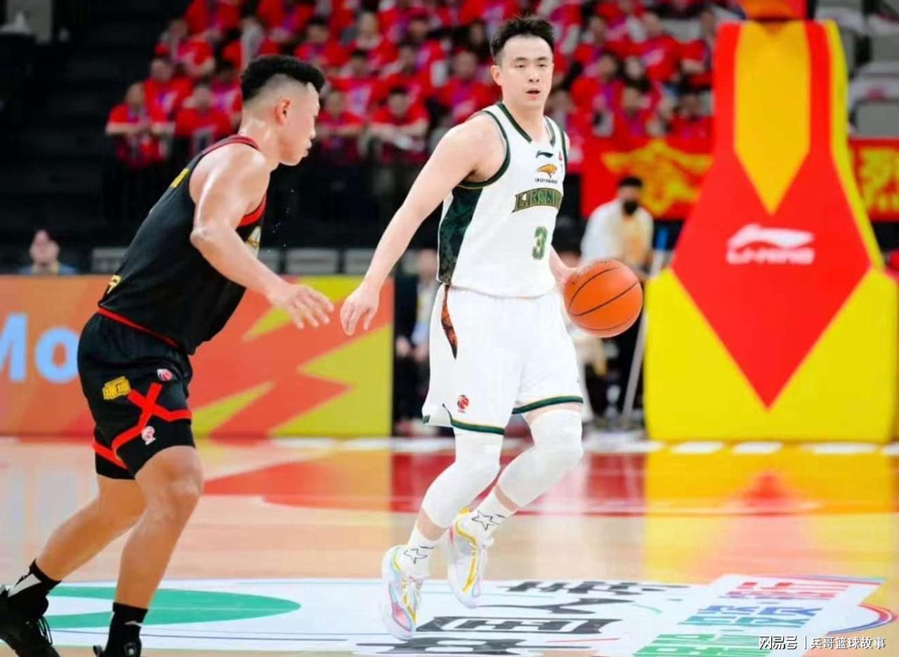 开云-CBA最新排名！上海反超广厦登榜首，山东第4北京升第6，辽宁第11