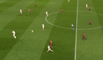 开云在线-【欧联】B费+卡瓦尼均2射2传 曼联被反超后6比2罗马