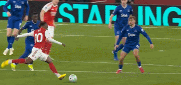 2-0！1.2亿天王低迷，16岁天才闪耀，阿森纳拒绝爆冷，曼城无退路