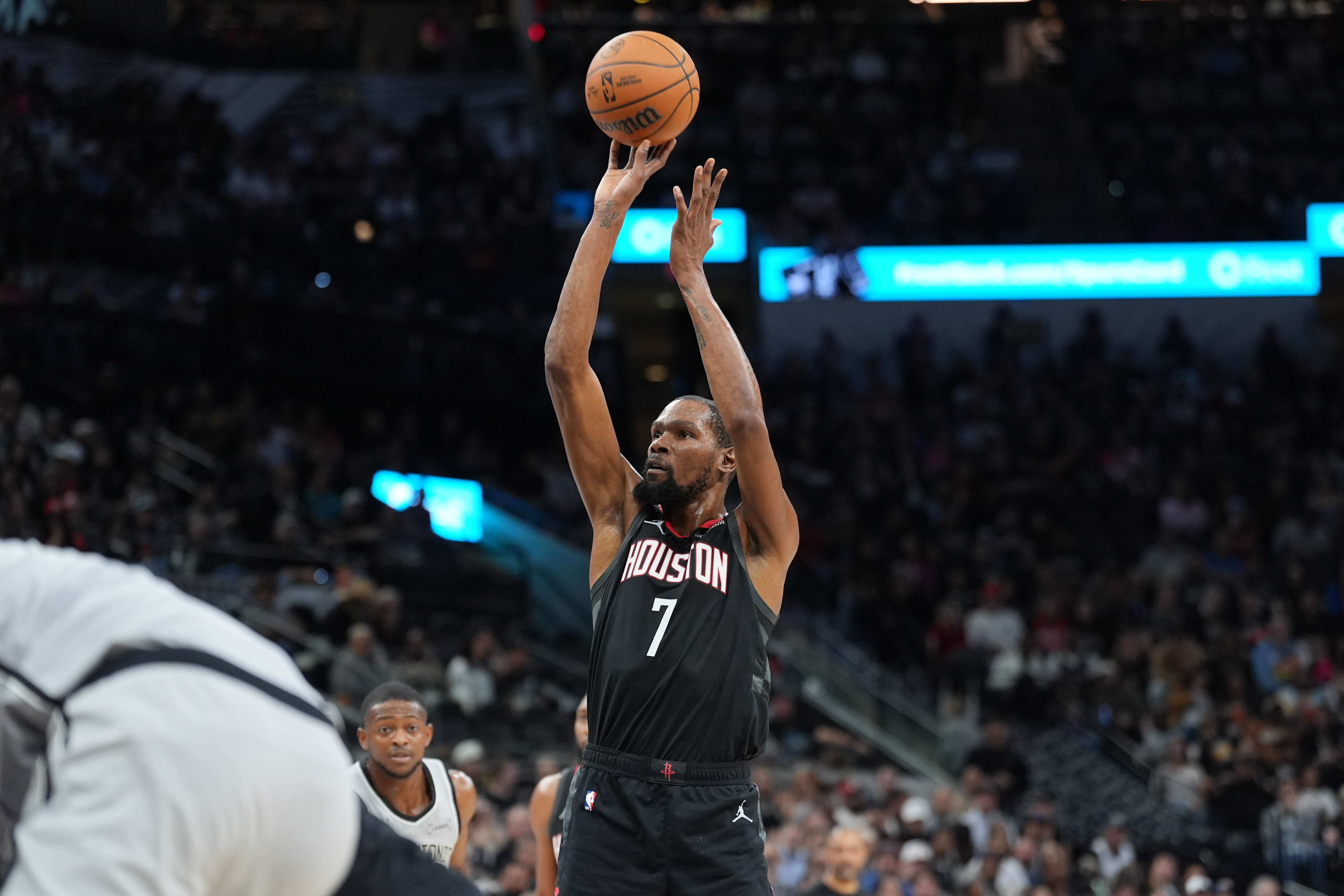 开云注册入口-杜兰特生涯第343场至少30分且TS60%+ 历史第二多&amp;詹姆斯411第一