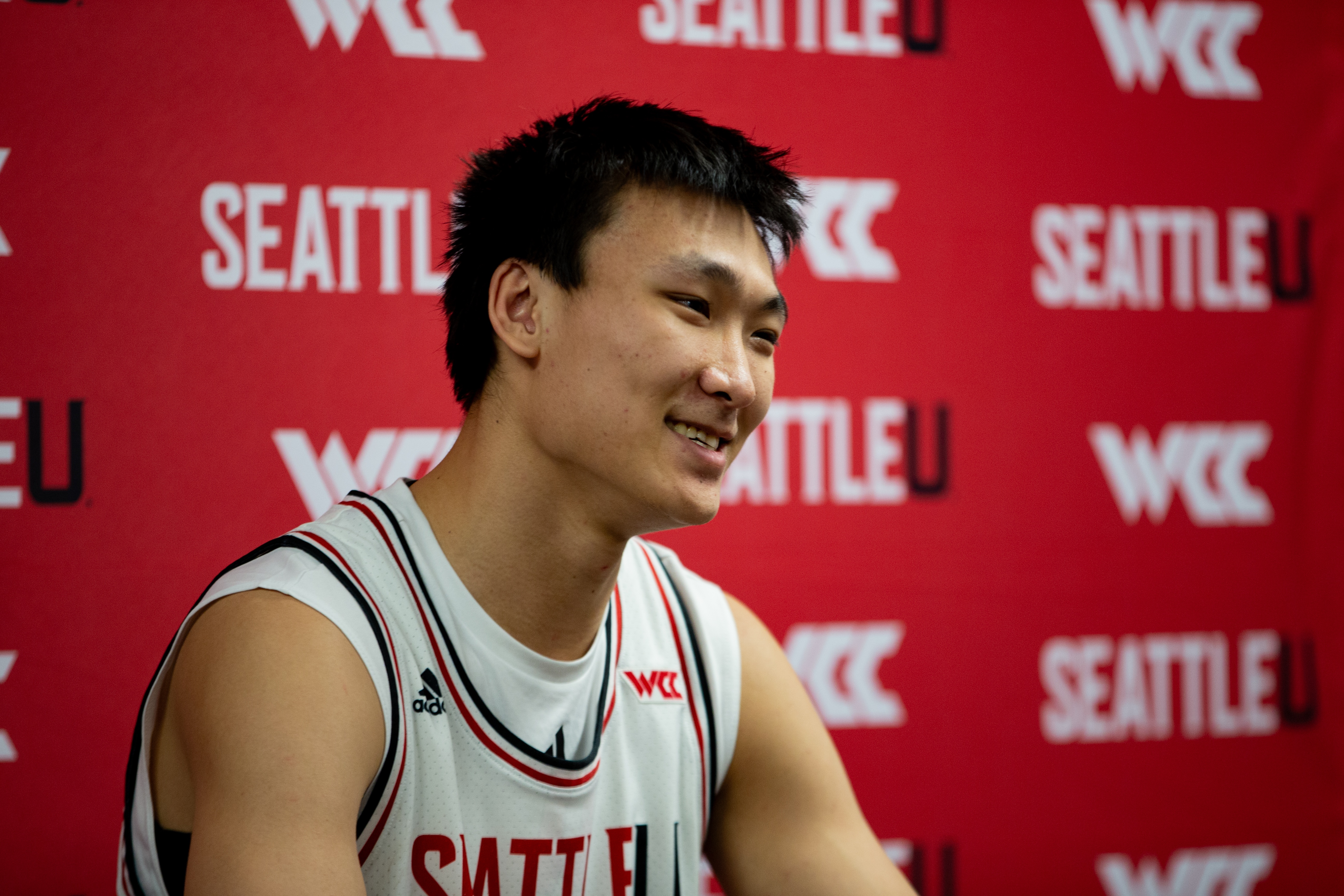 开云登录-直播吧：淡厚然改变计划启程返回美国延续NCAA生涯 暂时不打CBA！