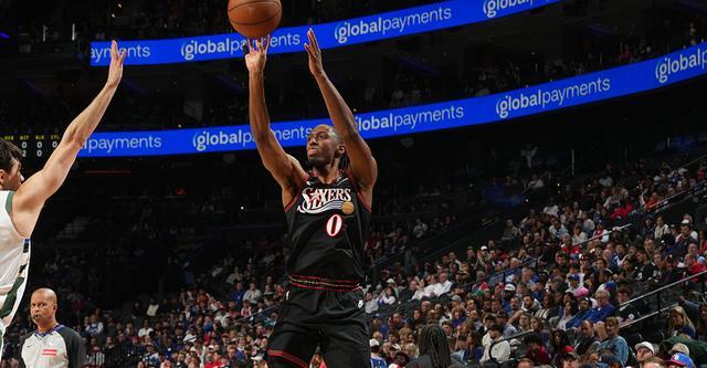 开云体育下载-马克西21分莱恩22+10 费城主场大胜雄鹿