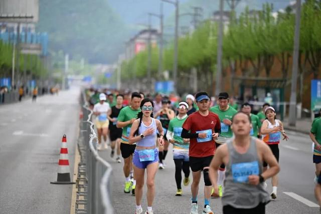 kaiyun-跑一场马 爱一座城|遵义|马拉松|遵义市|贵州省|奔跑_新浪体育_新浪新闻