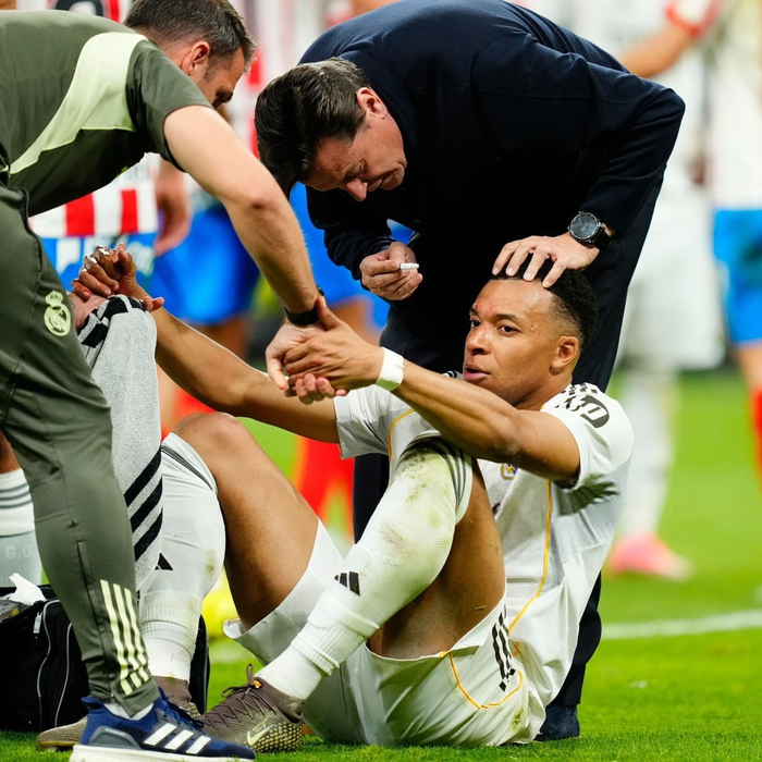 六台曝皇马战赫罗纳VAR未发现姆巴佩流血|基利安·姆巴佩|皇家马德里|裁判|比赛|社交媒体_新浪体育_新浪新闻